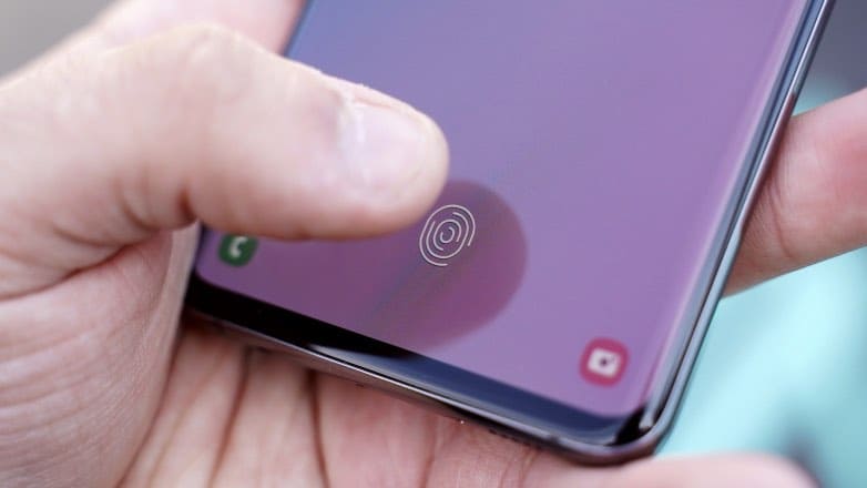 Xiaomi запатентовала полноэкранный сканер отпечатков пальцев