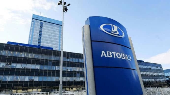 Renault продает свою долю в АвтоВАЗе