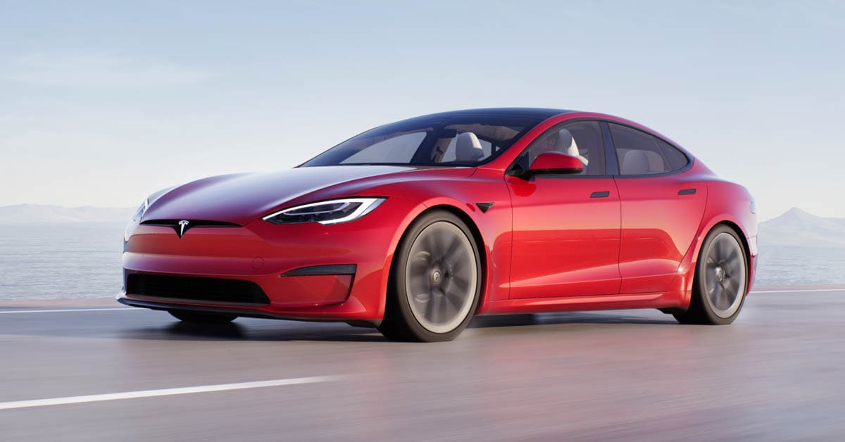 Tesla сделала платным навигатор в своих электромобилях