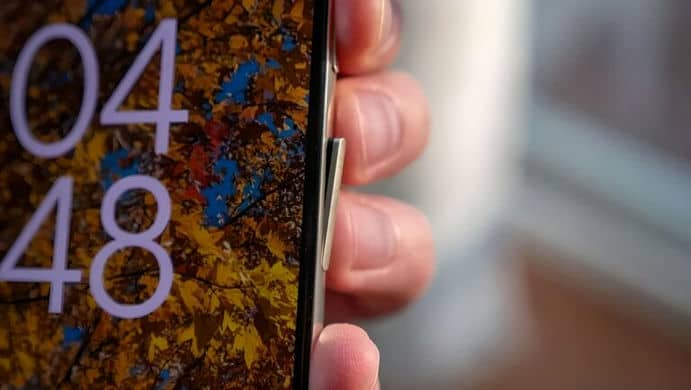 В Google Pixel 7 Pro выпадают кнопки регулировки громкости