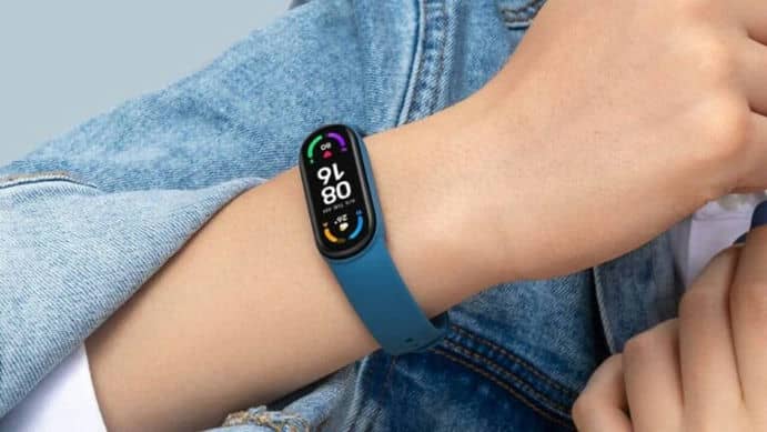 Начали производство фитнес-браслетов Xiaomi Mi Band 8