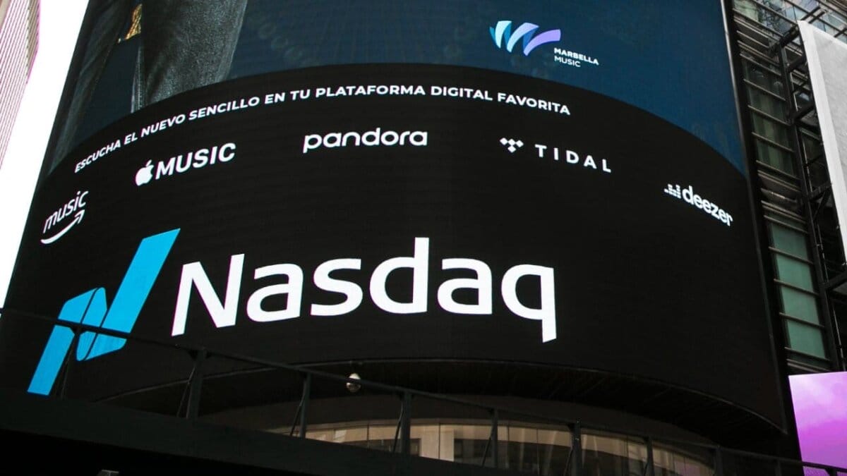 Биржа NASDAQ исключит из оборота акции Яндекса, Ozon, Qiwi и HeadHunter