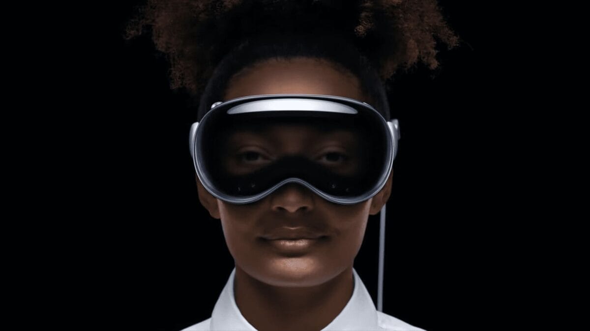 Apple представили свою первую AR-гарнитуру Vision Pro