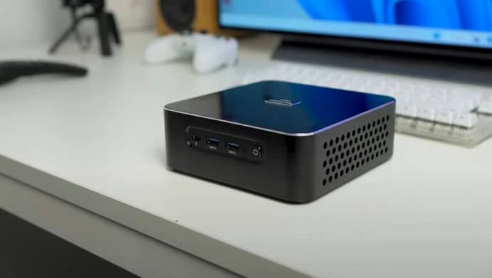 Выпустили мини-ПК Morefine M600 с чипом Ryzen 7 7840HS и графикой RDNA 3
