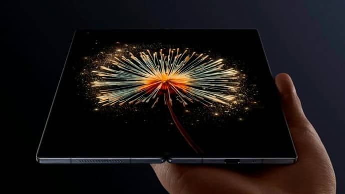 Представлен складной смартфон Xiaomi Mix Fold 3