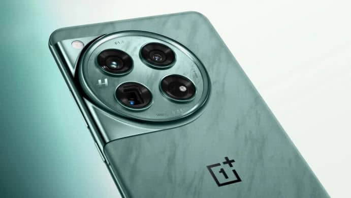 Пользователи OnePlus 12 активно жалуются на низкое качество сборки