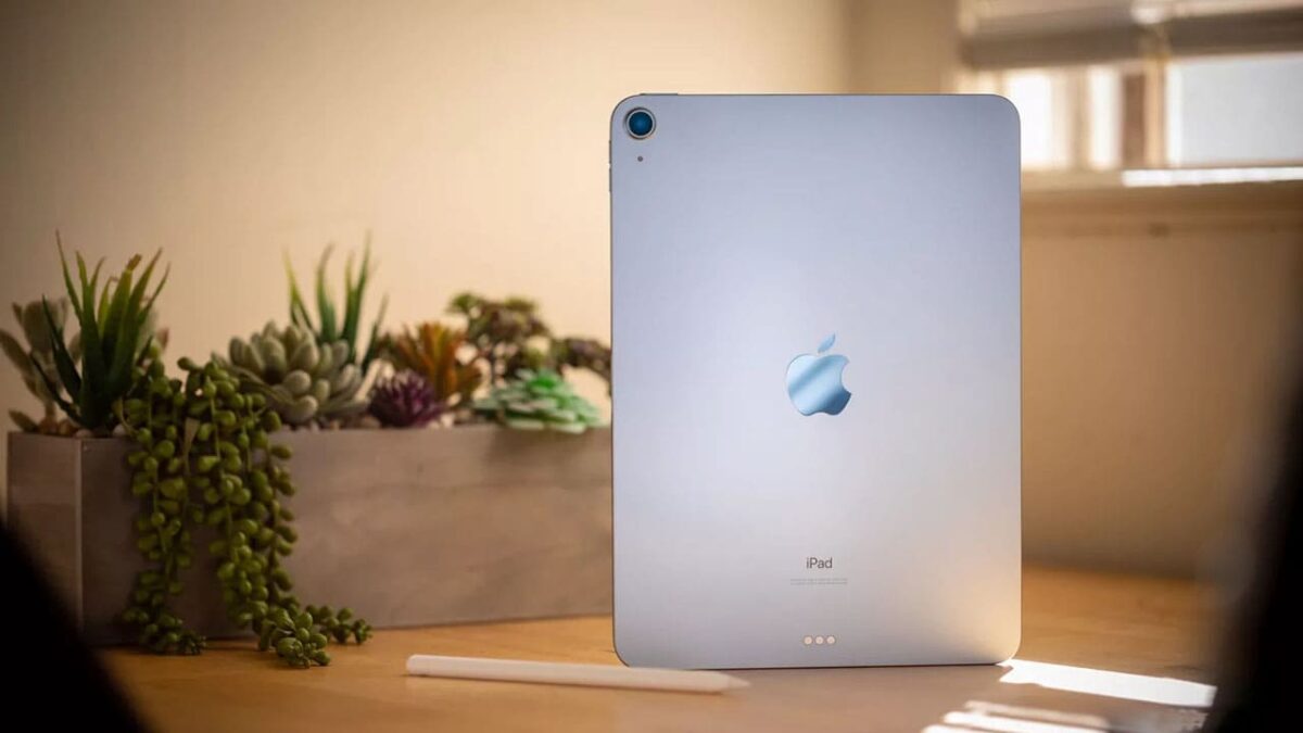 Опубликовали рендеры нового iPad Air 12,9