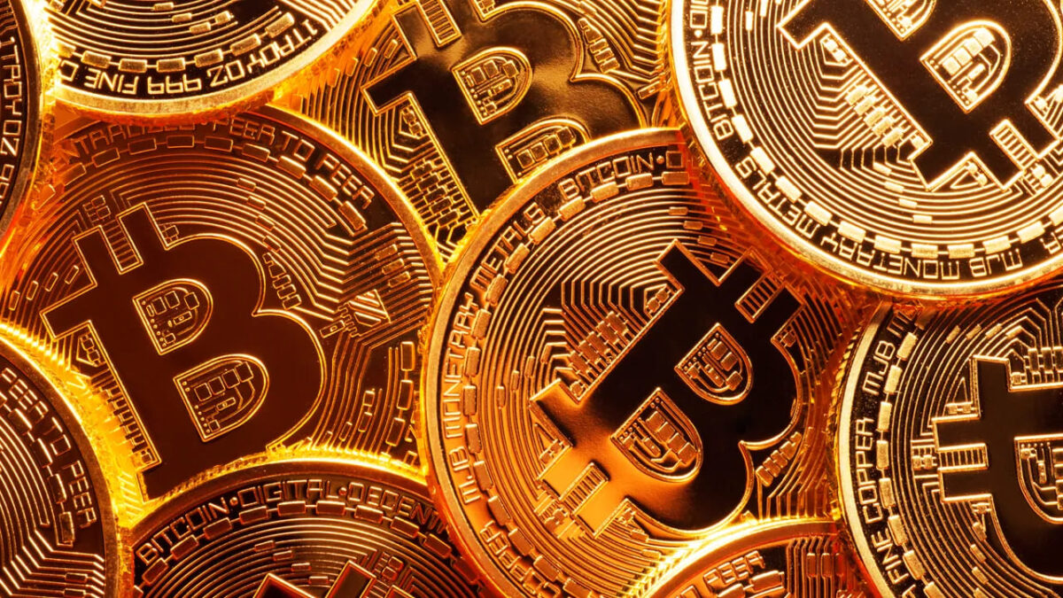 Bitcoin преодолел отметку в $60000 впервые за 2 года