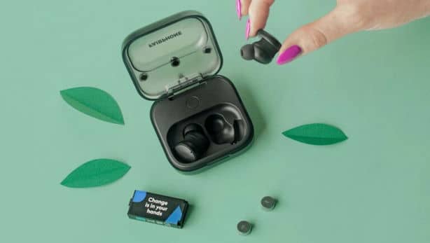 Fairphone представили наушники Fairbuds со сменными аккумуляторами