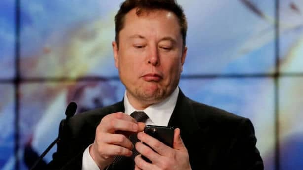 Илон Маск поделился информацией о смартфоне от Tesla