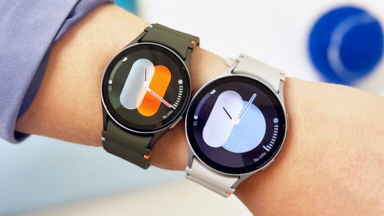 Как изменить циферблат в смарт-часах на Wear OS