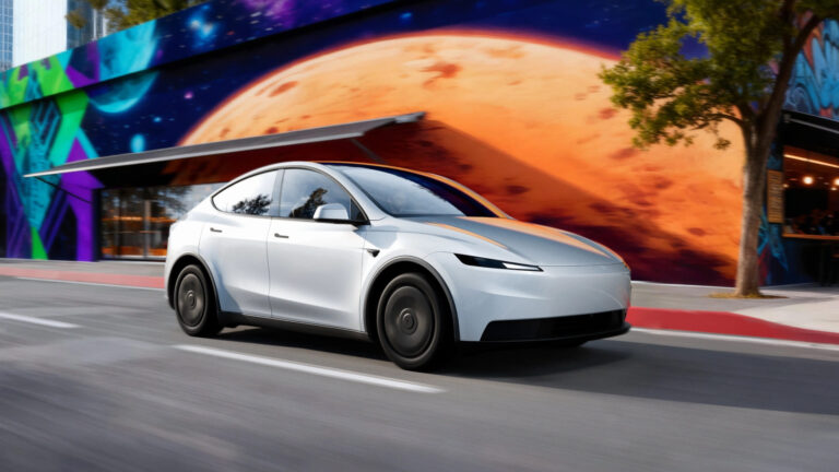 Tesla представила доступные Standard-версии Model Y и Model 3