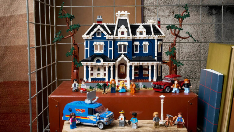 LEGO выпустила набор по «Очень странным делам»