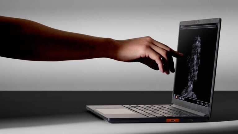Представили ноутбук Framework Laptop 13 Pro