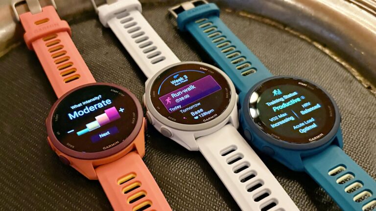Представили смарт-часы Garmin Forerunner 70 и 170